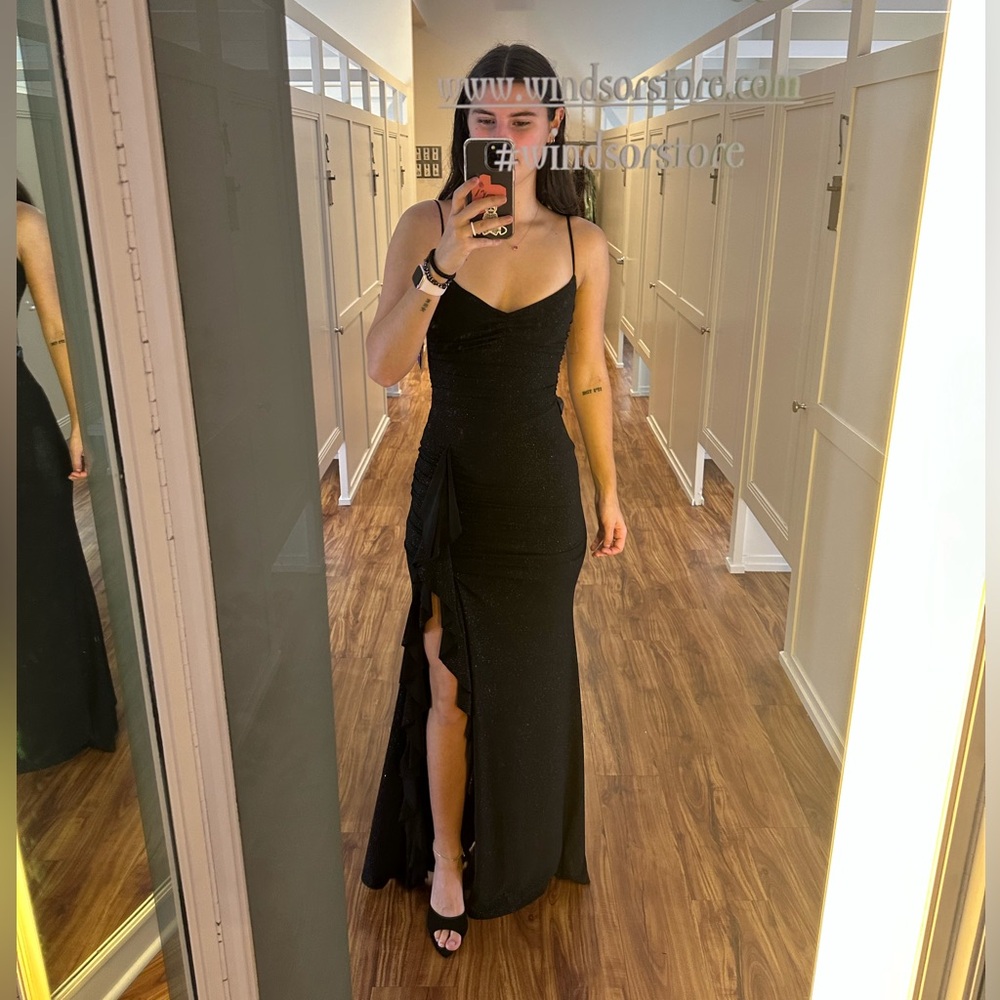 Elegant Black Evening Dress